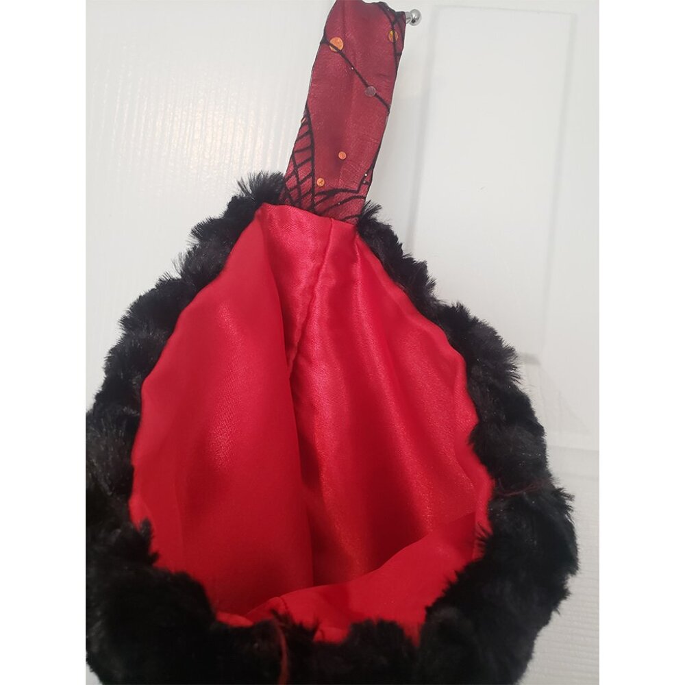 Handmade Spiderweb Stocking - Picture 4 of 4